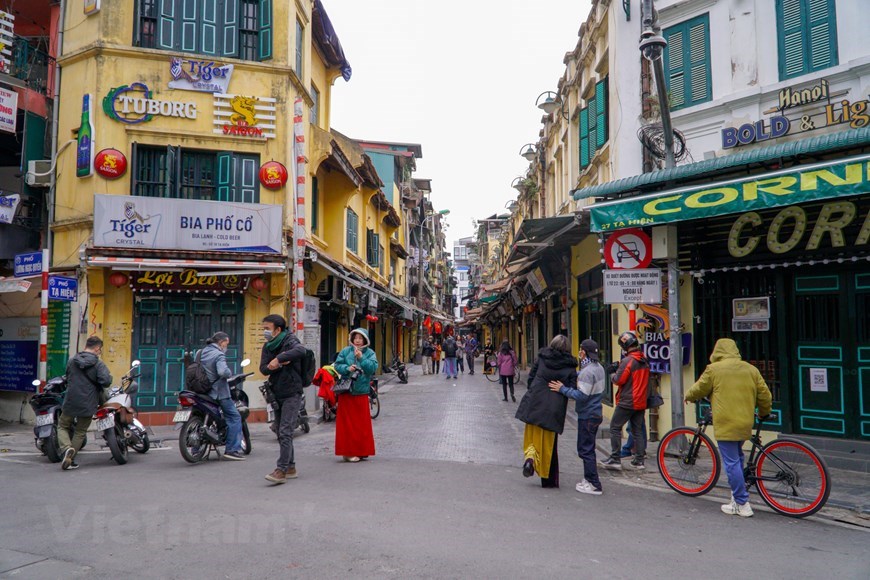 La rue Ta Hien  Un lieu animé au cœur de Hanoï